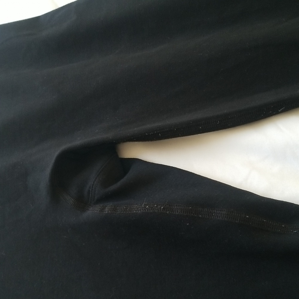 Bombshell Sportswear Toggle Pull Women's Black Hi… - image 3